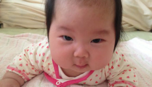 生後３ヶ月半のうつ伏せ！
