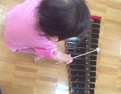 叩いてみた！（歌詞：ゆかいな牧場）